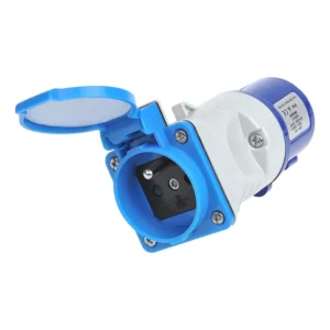 Verloopstekker van CEE naar franse stekker.